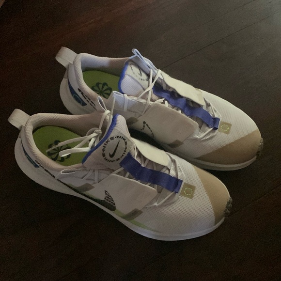 Nike Crater Impact - Picture 2 of 9